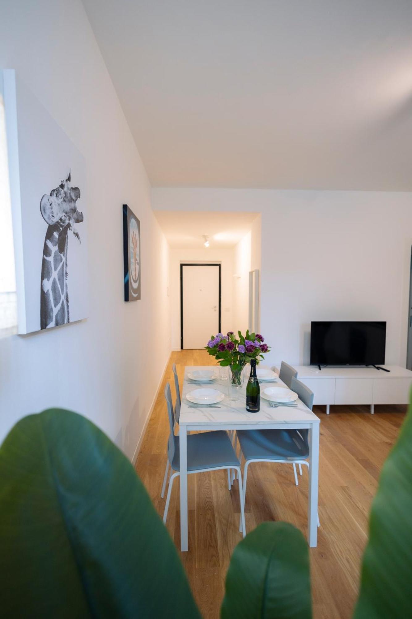 The Urban Wildlife - San Babila Duomo Apartment Milan Luaran gambar